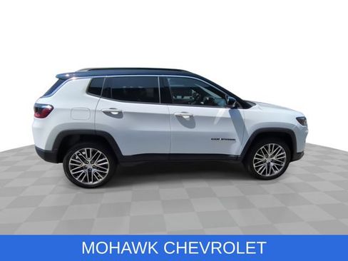 Used 2023 Jeep Compass Limited w/ Elite Group AWD/4WD image 9