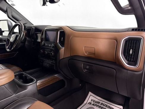 Used 2020 Chevrolet Silverado 3500 High Country w/ Technology Package AWD/4WD image 31
