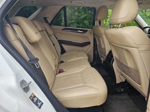 Used 2018 Mercedes-Benz GLE 350 w/ Premium 1 Package image 41