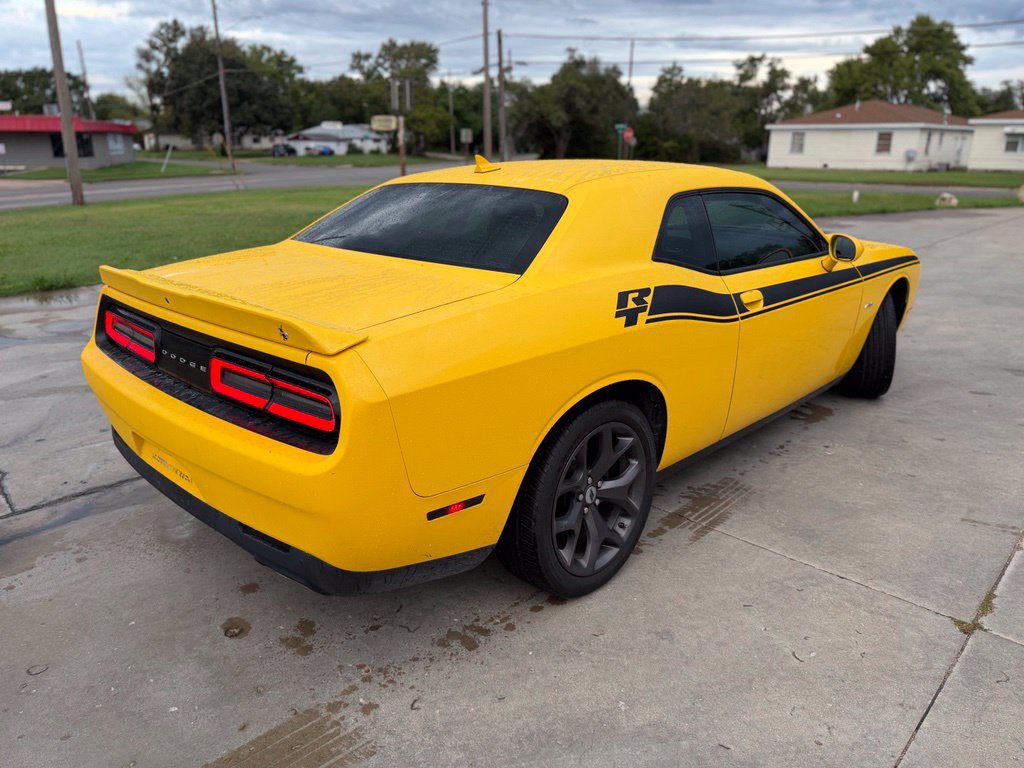 Used 2018 Dodge Challenger R/T Plus RWD image 3