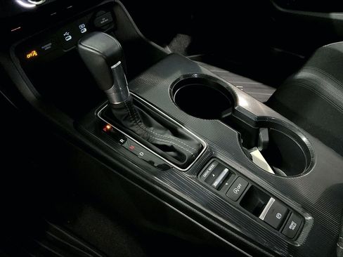 Used 2025 Honda Civic Sport image 18