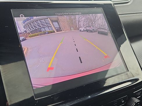 Used 2025 Jeep Grand Cherokee Altitude image 9