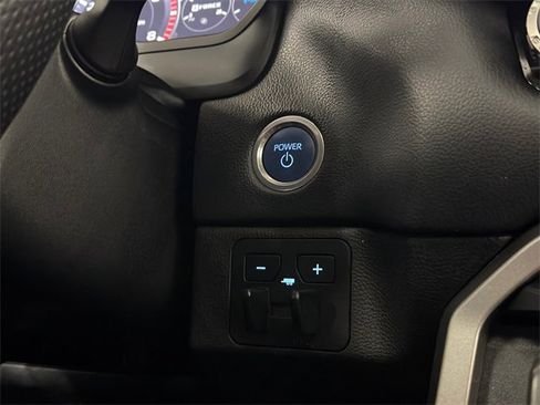 Used 2023 Toyota Sequoia SR5 image 34