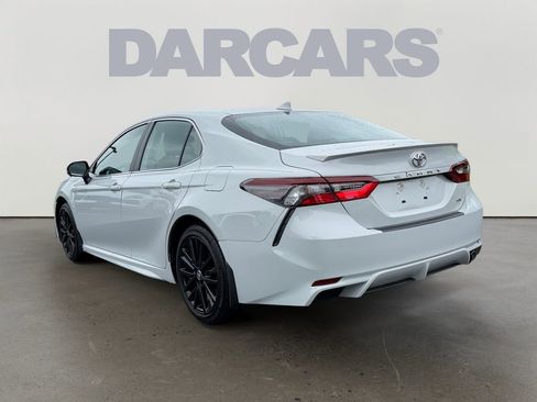 Used 2023 Toyota Camry SE w/ Cold Weather Package FWD image 4