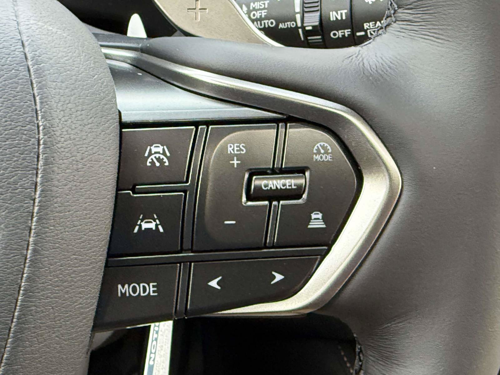 New 2026 Lexus RX 450h AWD image 17