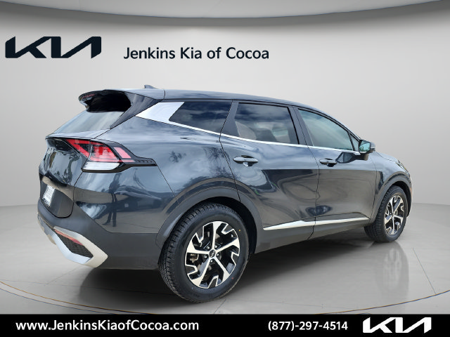 Certified 2023 Kia Sportage EX FWD image 4