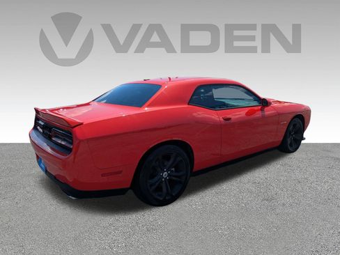 Used 2022 Dodge Challenger R/T RWD image 23