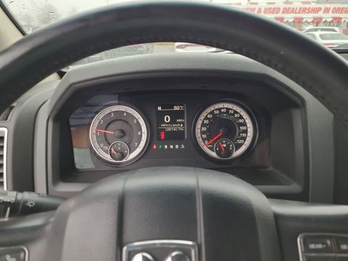 Used 2015 RAM 1500 Classic SLT image 26