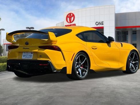 Used 2021 Toyota Supra Premium w/ Driver Assist Package RWD image 4