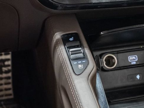 Used 2020 Kia Telluride SX w/ Towing Package FWD image 23