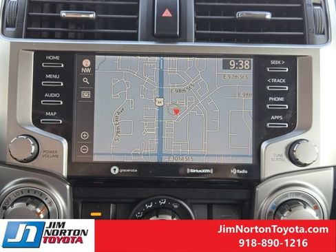 Used 2020 Toyota 4Runner SR5 Premium w/ Moonroof Package AWD/4WD image 19