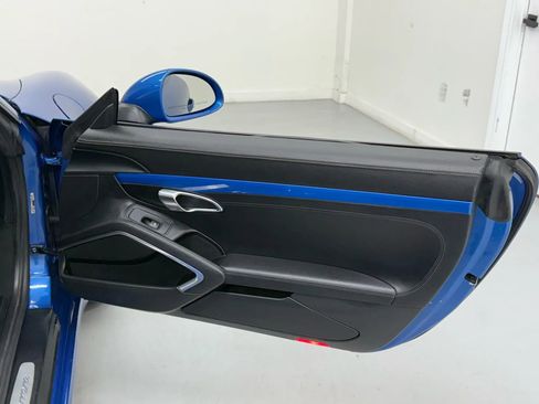 Used 2017 Porsche 911 Carrera image 14