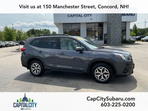 Used 2024 Subaru Forester Premium AWD/4WD image 1