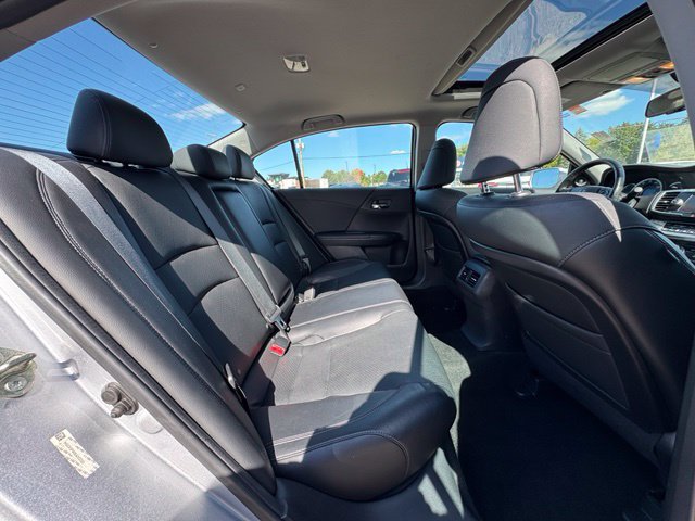 Used 2014 Honda Accord Touring image 14