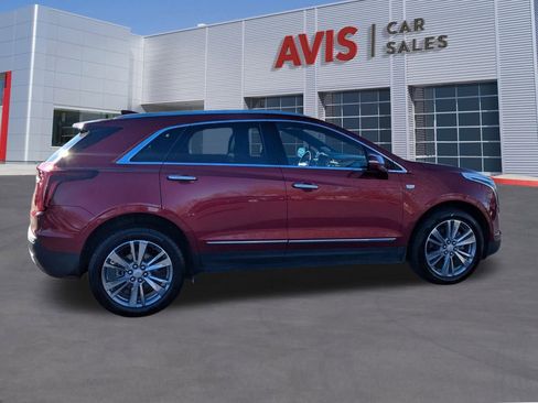 Used 2024 Cadillac XT5 Premium Luxury image 5
