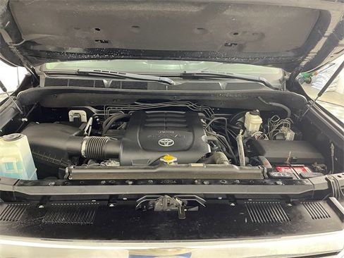 Used 2017 Toyota Tundra SR5 image 22