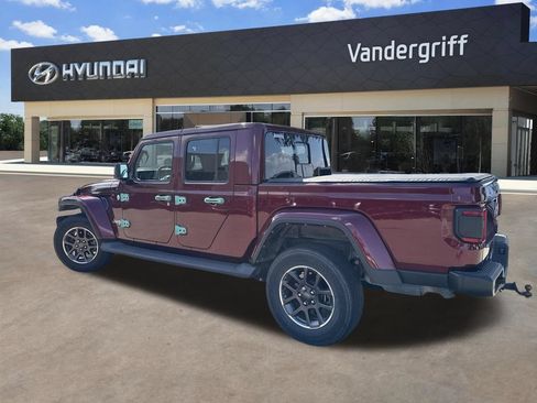 Used 2021 Jeep Gladiator Overland w/ Popular Equipment Package AWD/4WD image 2