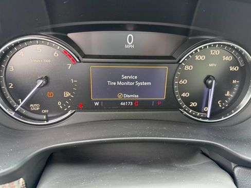 Used 2019 Cadillac XT4 Sport w/ Cold Weather Package FWD image 20