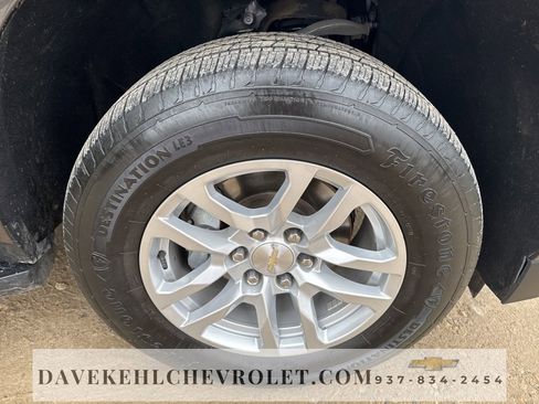 Used 2021 Chevrolet Suburban LT w/ Luxury Package image 42