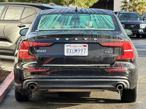 Used 2019 Volvo S60 T6 Momentum w/ Premium Package image 7