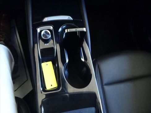 Used 2025 Buick Envision Preferred image 28