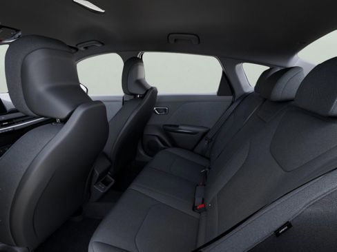 New 2026 Kia K4 FWD image 13