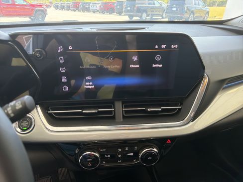 New 2026 Chevrolet Trax LT w/ Driver Confidence Package FWD image 27