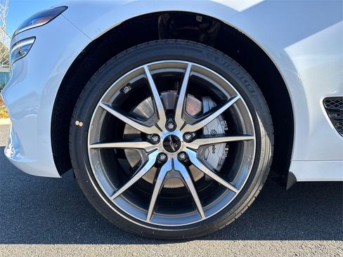 New 2026 Genesis G70 2.5T Prestige image 11