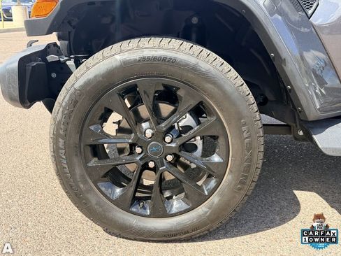 Certified 2025 Jeep Wrangler Unlimited Sahara AWD/4WD image 10
