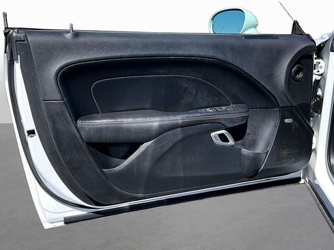 Used 2017 Dodge Challenger R/T Scat Pack RWD image 17