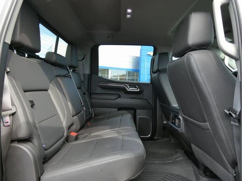 Certified 2024 Chevrolet Silverado 1500 LTZ w/ Technology Package AWD/4WD image 18