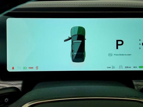 Used 2022 Rivian R1S Launch Edition Quad AWD/4WD image 14