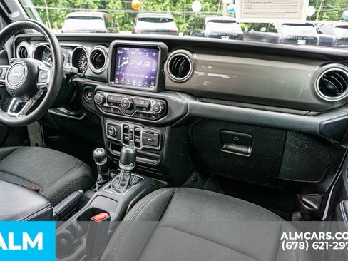 Used 2023 Jeep Gladiator Overland AWD/4WD image 23