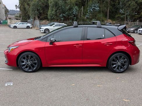 Used 2025 Toyota Corolla XSE FWD image 8