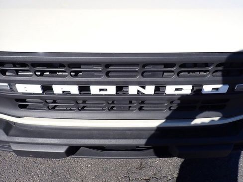 Used 2025 Ford Bronco Big Bend image 11