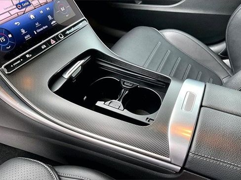 Used 2024 Mercedes-Benz C 300 4MATIC Sedan image 21