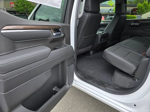 New 2026 Chevrolet Silverado 1500 LT Trail Boss w/ Convenience Package II AWD/4WD image 21