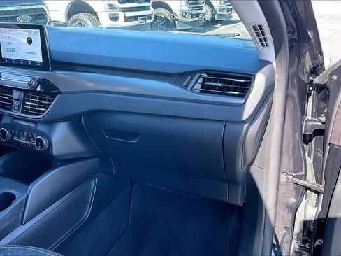 Certified 2023 Ford Escape Active AWD/4WD image 15