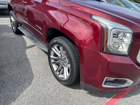 Used 2017 GMC Yukon SLT w/ Premium Edition RWD image 4