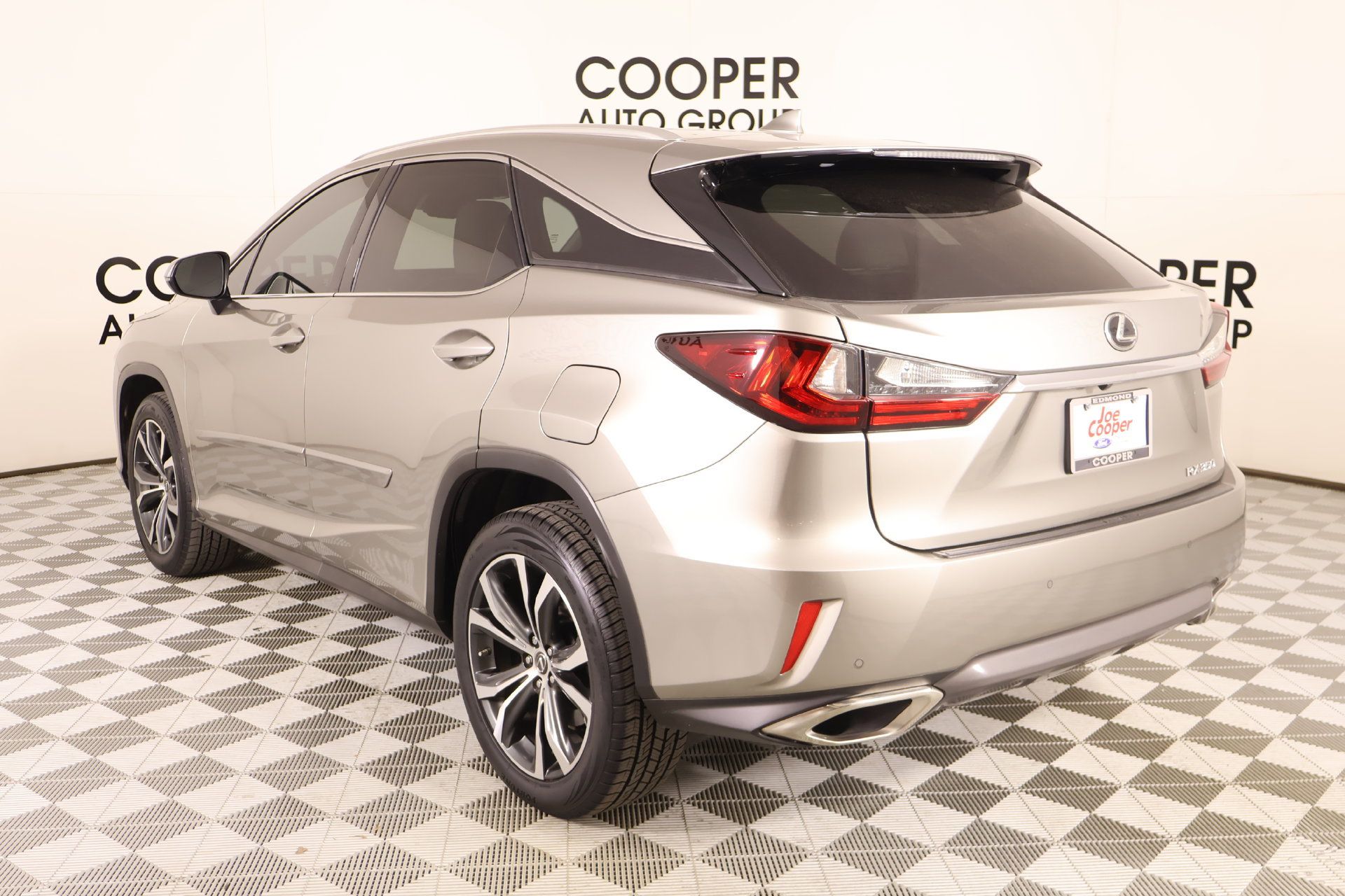 Used 2018 Lexus RX 350 FWD w/ Premium Package image 24