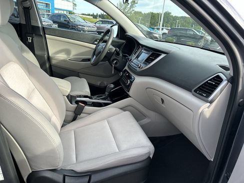 Used 2016 Hyundai Tucson SE w/ Option Group 02 AWD/4WD image 13
