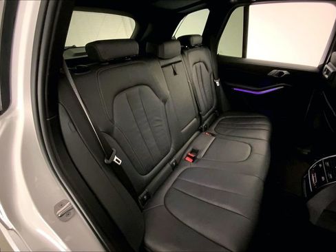 Certified 2022 BMW X5 xDrive40i w/ M Sport Package image 15