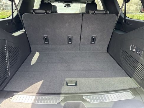 New 2025 Chevrolet Suburban Premier w/ Sun And Tow Package image 17