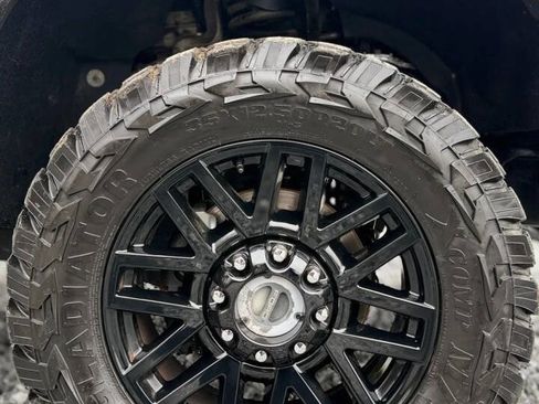 Used 2015 Ford F250 King Ranch w/ King Ranch w/Chrome Package image 10