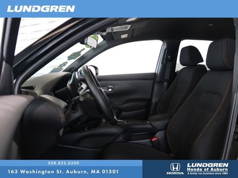 Used 2025 Honda HR-V Sport image 12