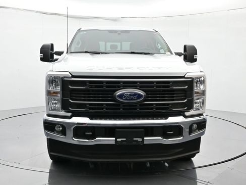 New 2026 Ford F250 XL w/ XL Chrome Package AWD/4WD image 2
