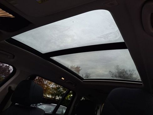 Certified 2024 BMW X7 xDrive40i w/ Premium Package image 13