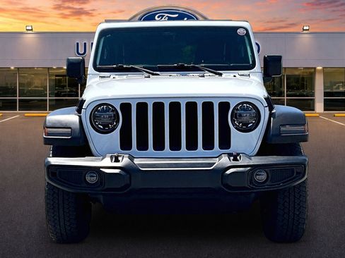 Used 2021 Jeep Wrangler Unlimited Sport AWD/4WD image 3
