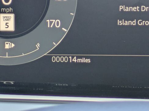 New 2026 Land Rover Range Rover Evoque Dynamic SE image 11