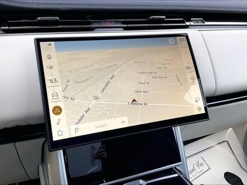 Used 2024 Land Rover Range Rover Long Wheelbase SE image 12